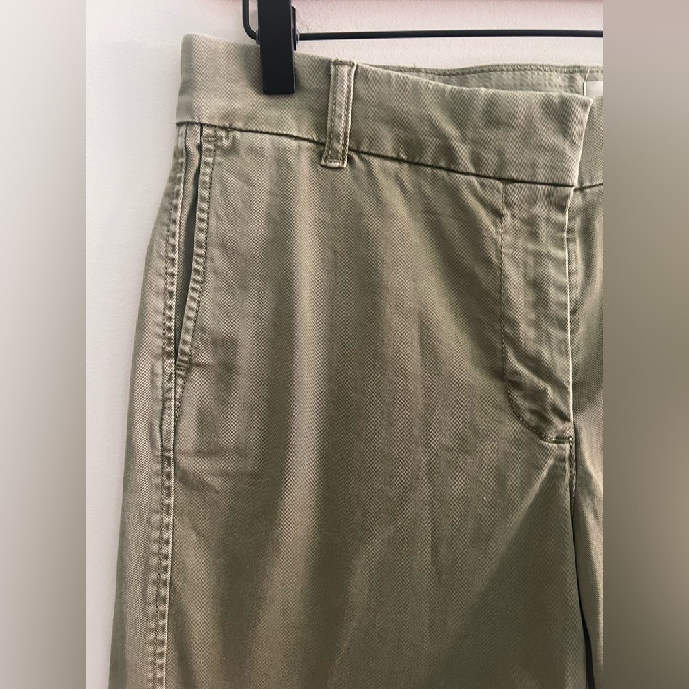 J.Crew Women’s 12 Olive Green Chino Shorts Classic Stretch Cotton Twill Mid Rise - Picture 6 of 6